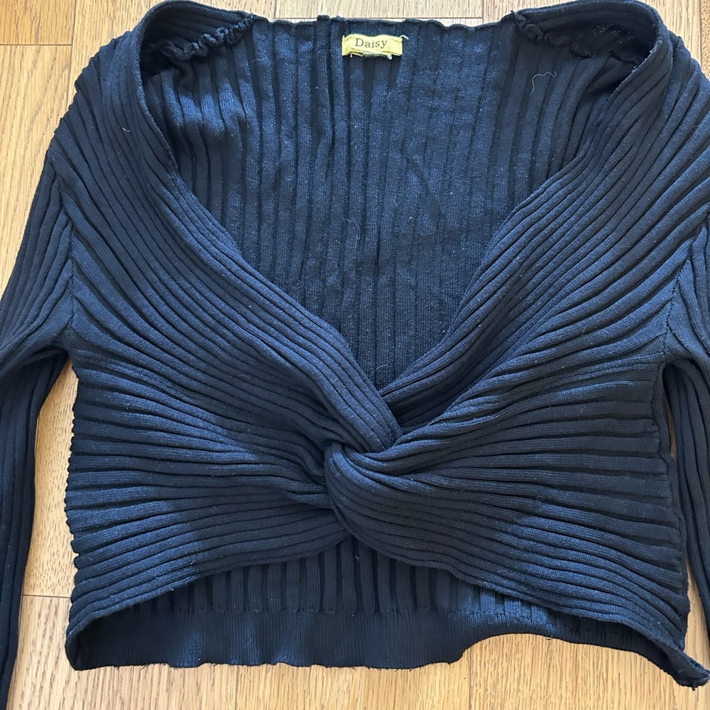 Cropped sweater - Picture 2 of 2
